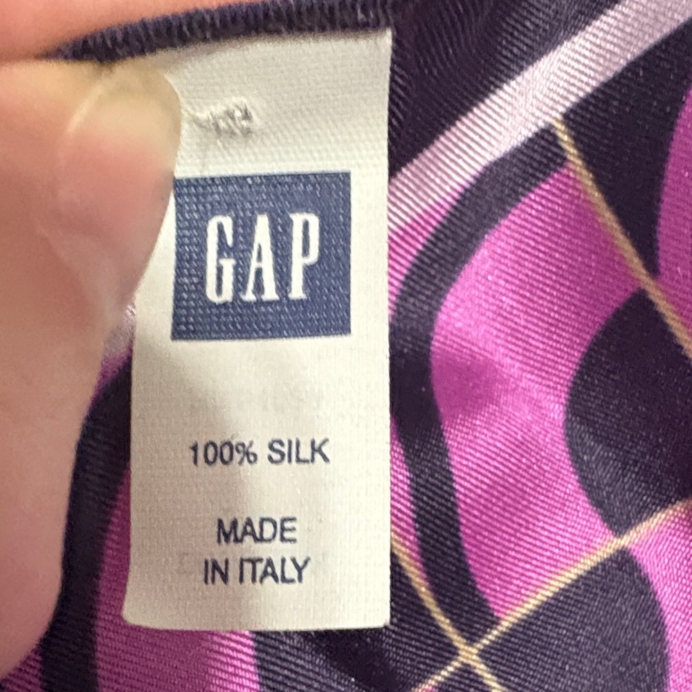 Gap 100% Silk Square Scarf Purple Geometric Pattern Made in Italy - Picture 2 of 7